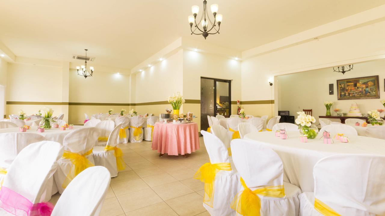 Hotel Frontera Ocotal エクステリア 写真
