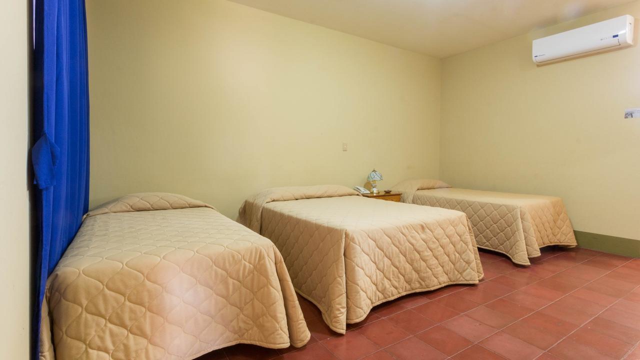 Hotel Frontera Ocotal エクステリア 写真