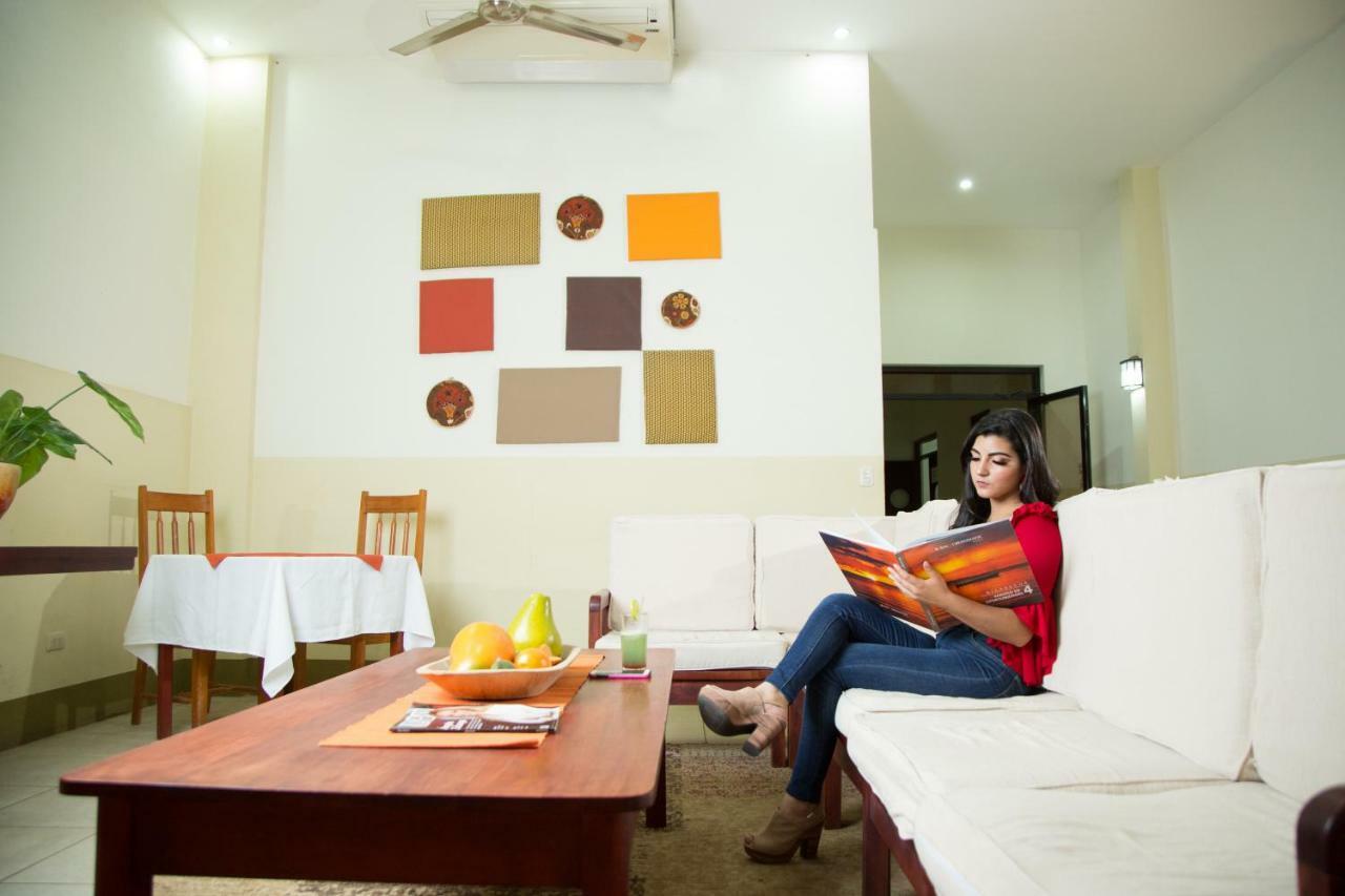 Hotel Frontera Ocotal エクステリア 写真